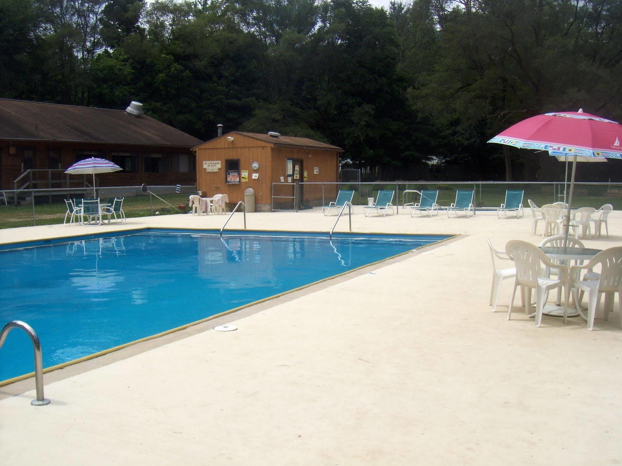 Bear Cave Rv Campground Buchanan Ngoại thất bức ảnh