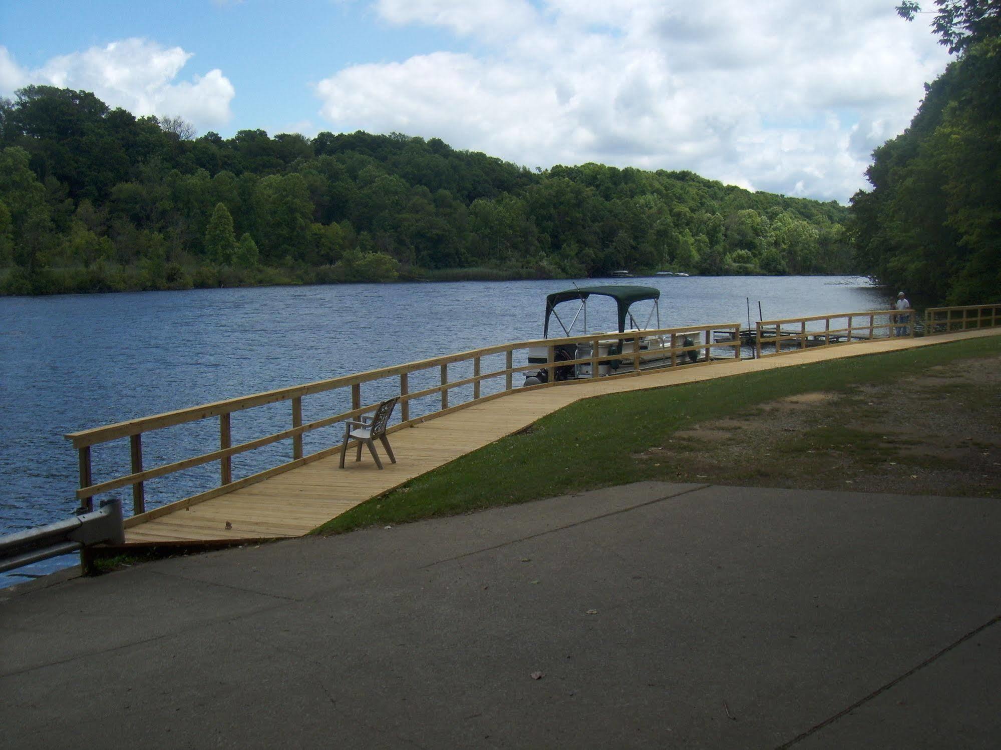 Bear Cave Rv Campground Buchanan Ngoại thất bức ảnh